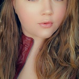 Meet your Posher, Ann